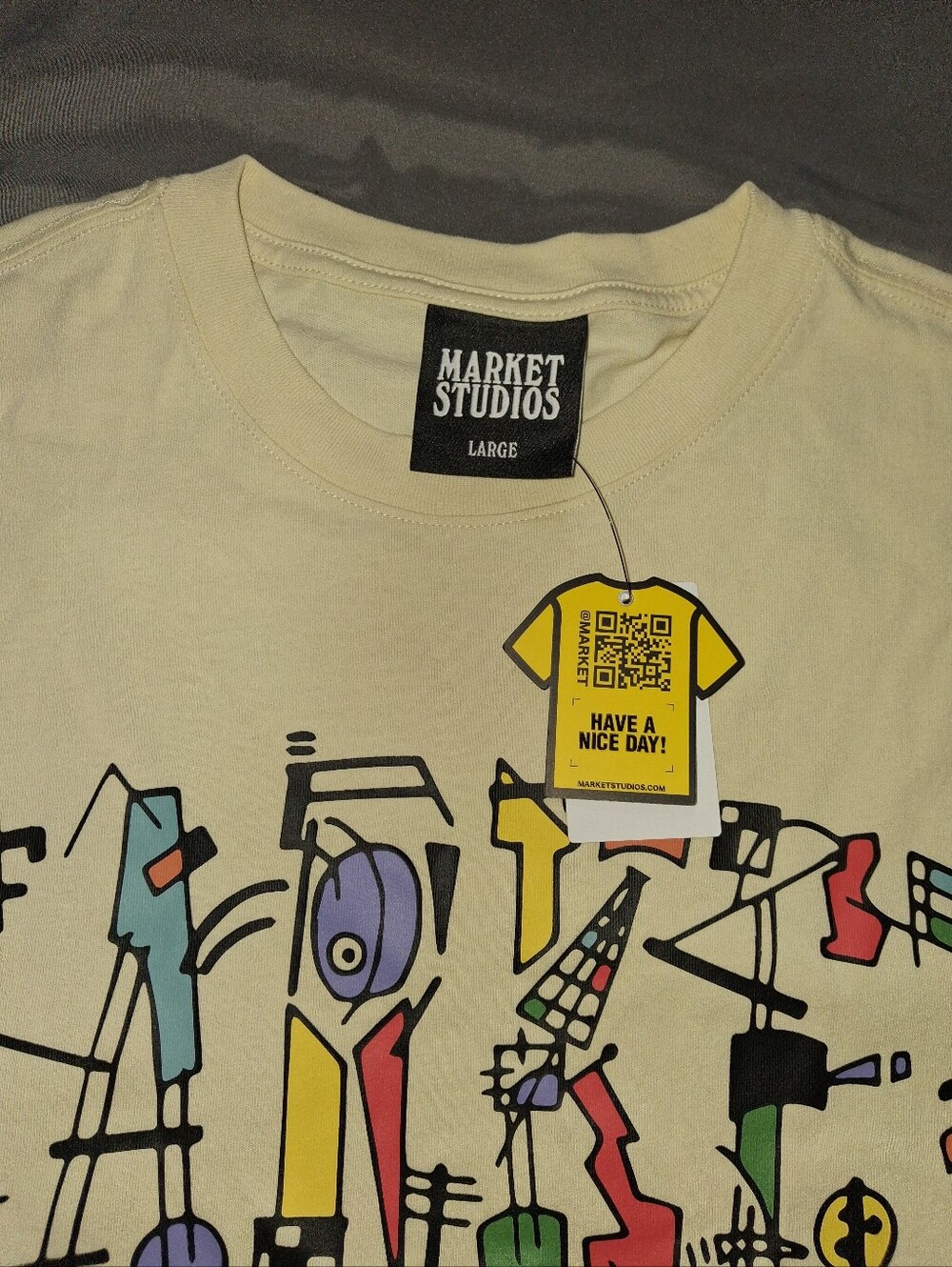 Market Studios Graphic Arc Short-Sleeve Tee